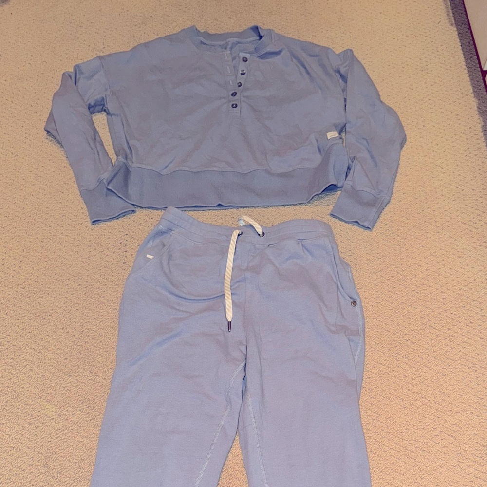 Vuori sweats set Henley style top and bottoms XS EUC blue grey